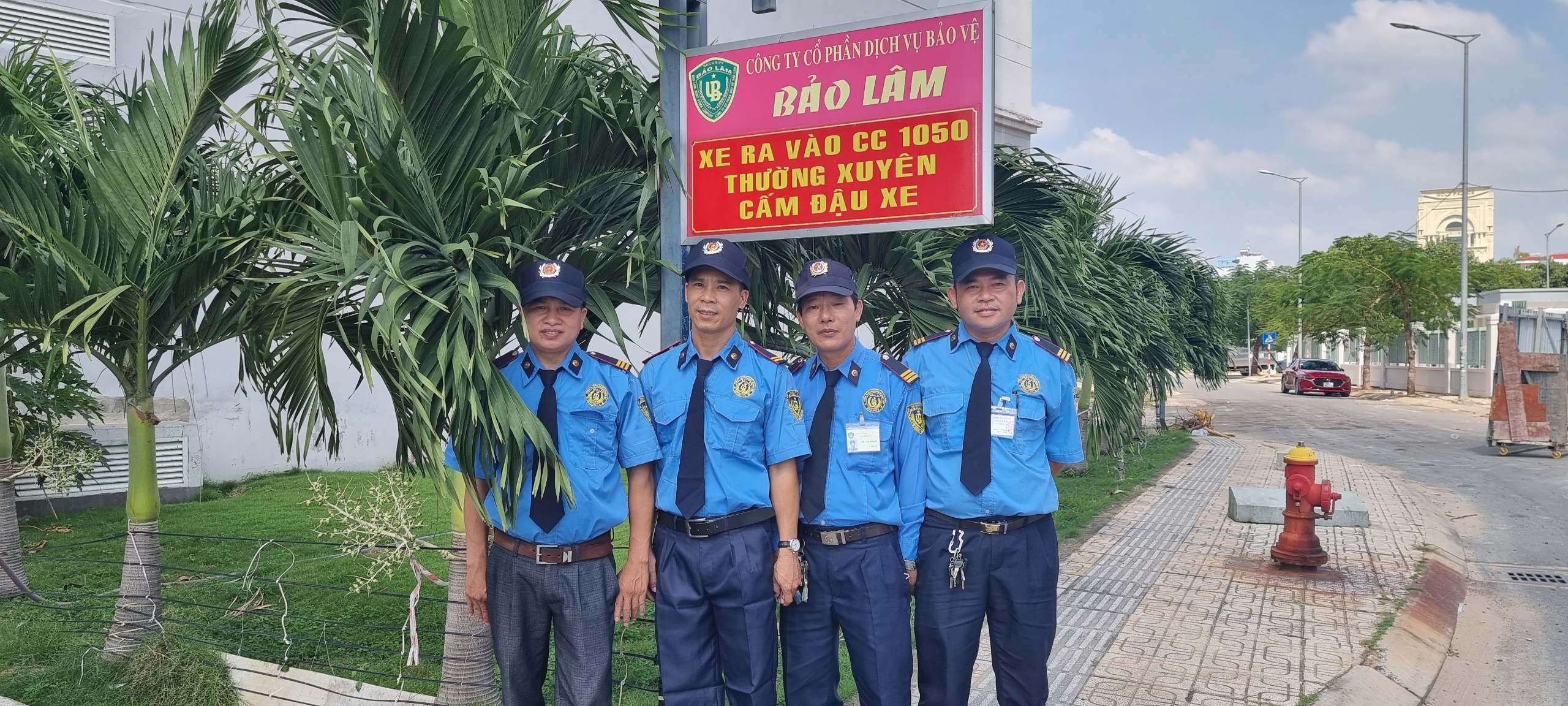 Bảo vệ ngân hàng 